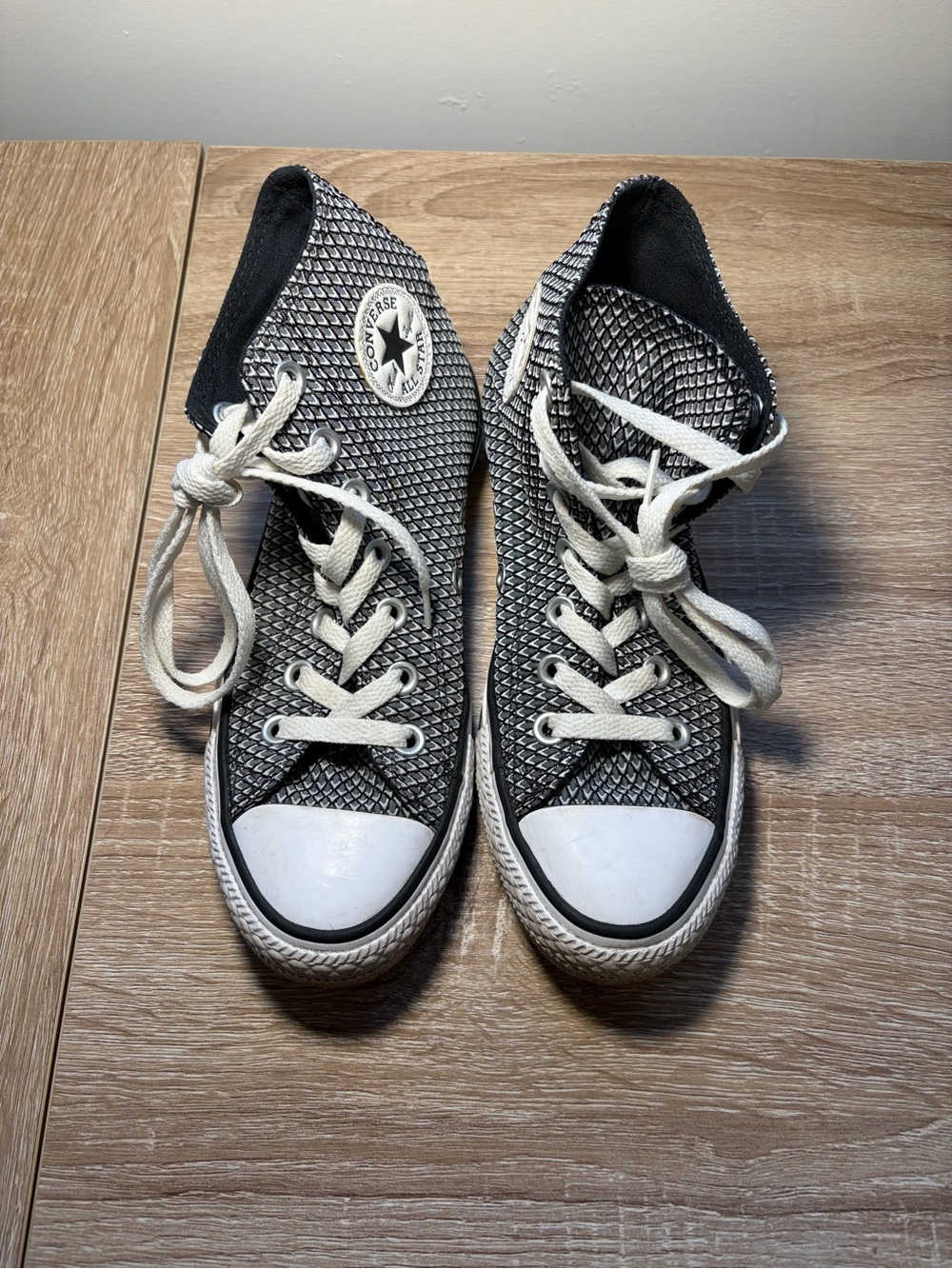 Converse Low Top Sneakers in Black and White Pattern